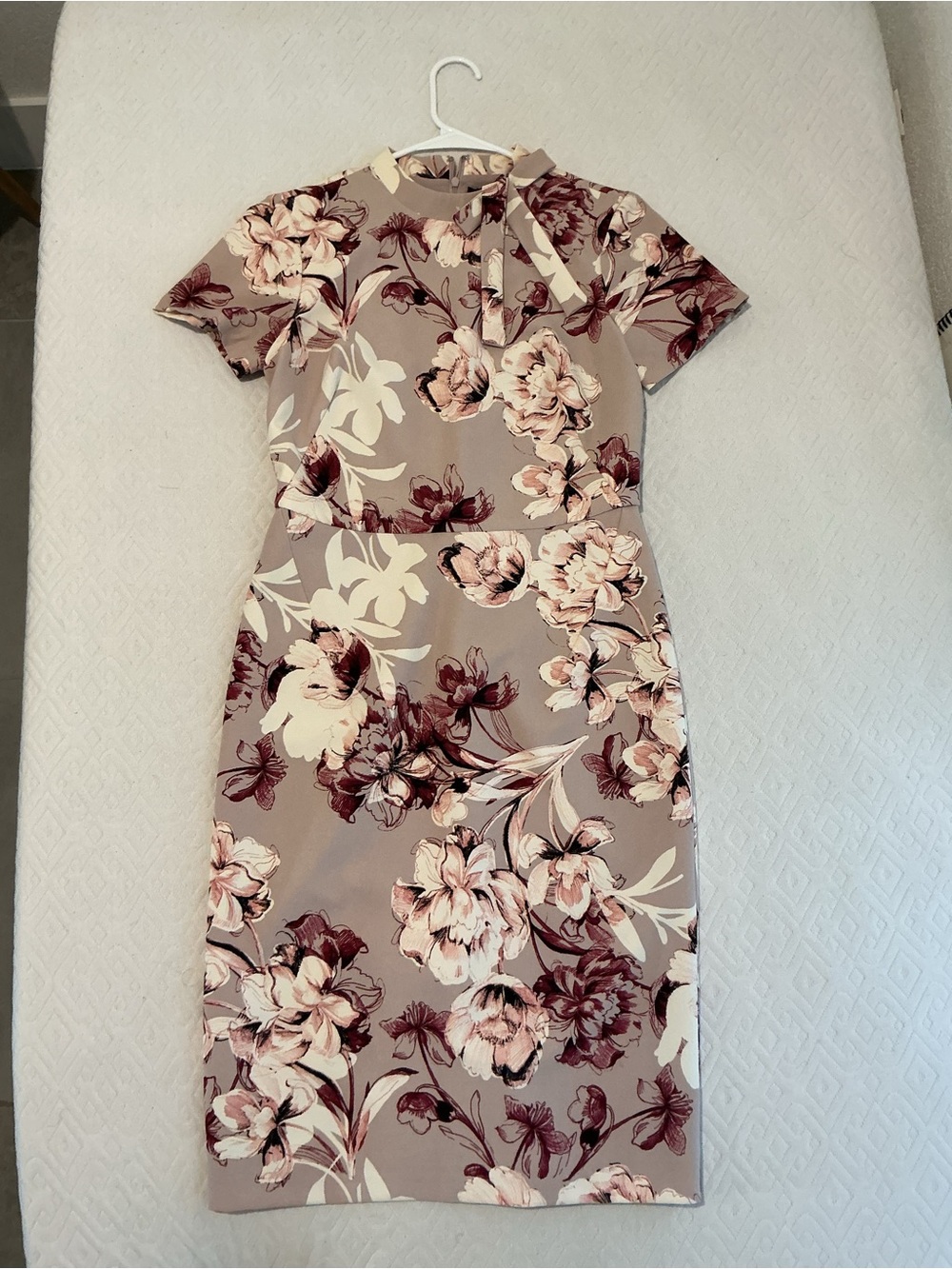 LF Mauve Floral Tie-Neck Midi Dress with Cream Accents